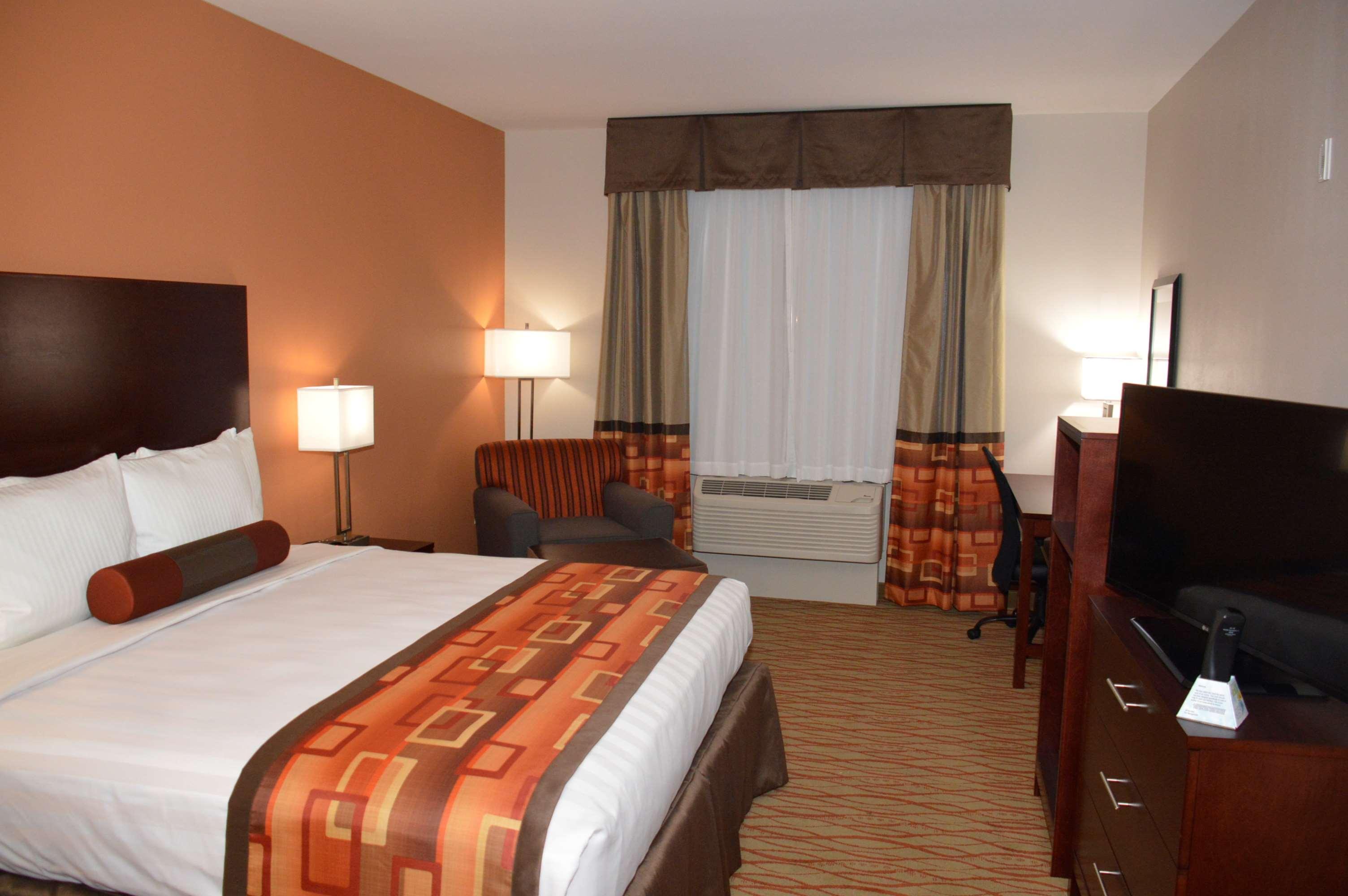 Best Western Plus Spring Inn & Suites Dış mekan fotoğraf
