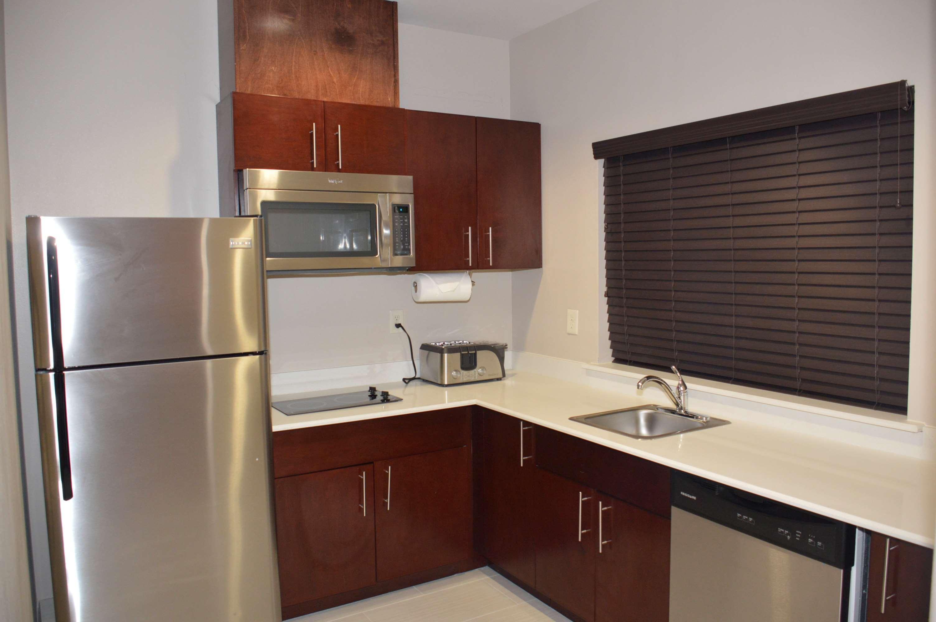 Best Western Plus Spring Inn & Suites Dış mekan fotoğraf