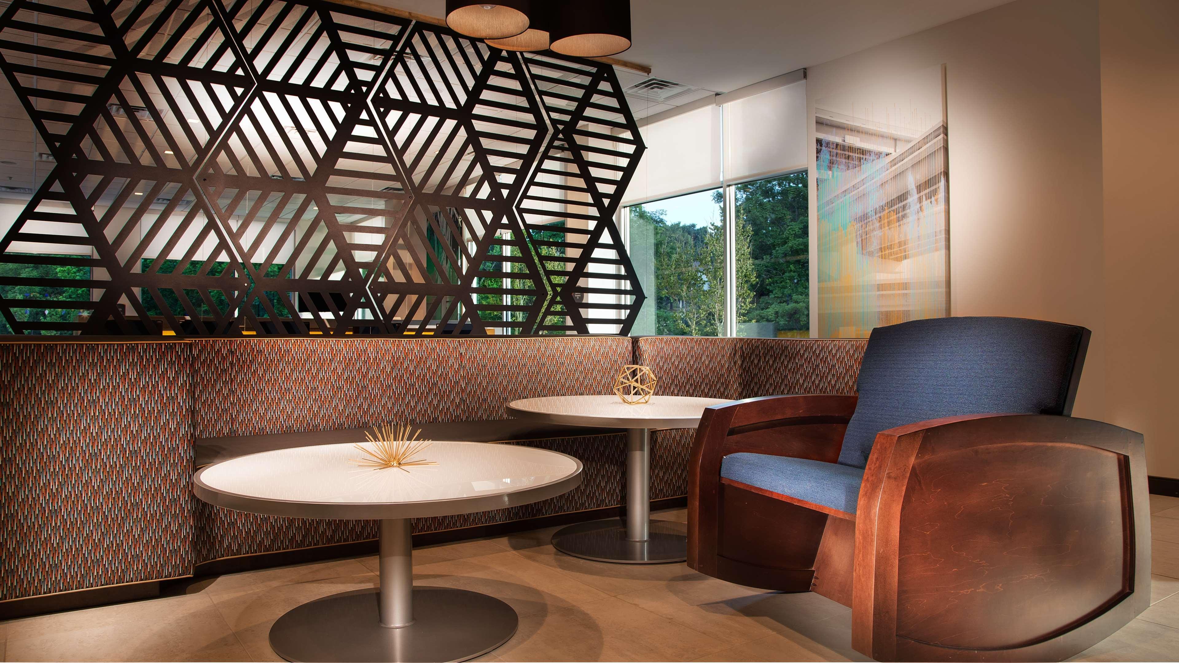 Best Western Plus Spring Inn & Suites Dış mekan fotoğraf