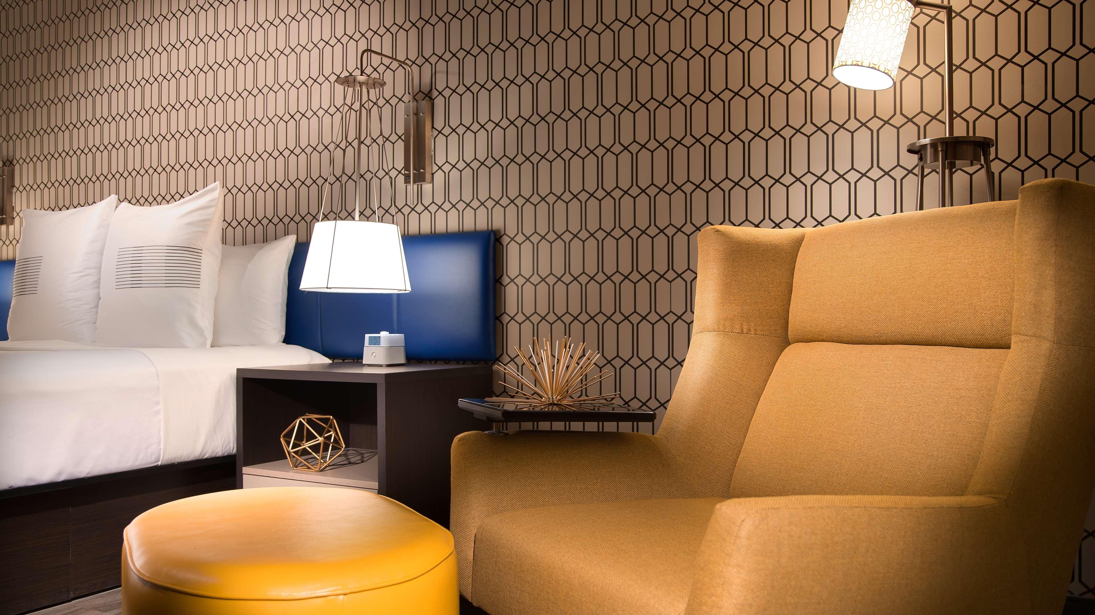 Best Western Plus Spring Inn & Suites Dış mekan fotoğraf